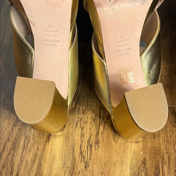 Stuart Weitzman Gold Platform Heels - Picture 7 of 7